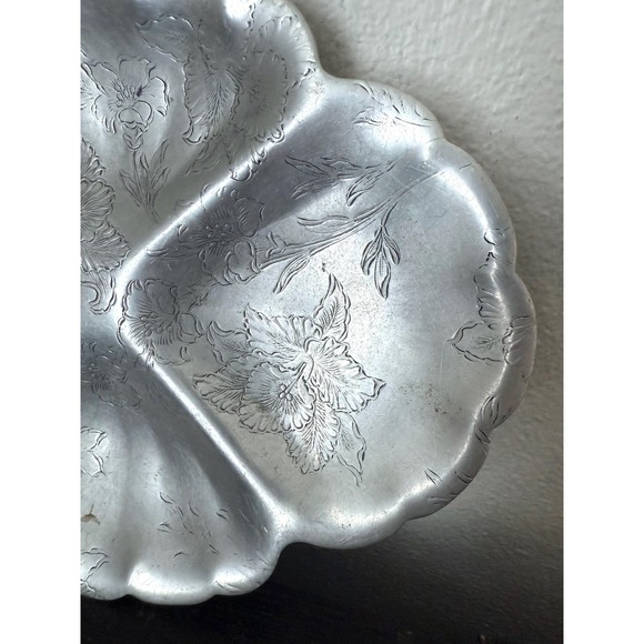 Vintage Wrought Forman Family Divided Dish, Silver Art Nouveau Floral Tray - Picture 4 of 9